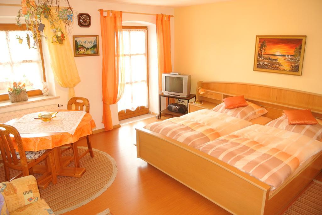 Haus Am Waldrand - Ferienwohnung Augustin Grafenau  Exteriör bild